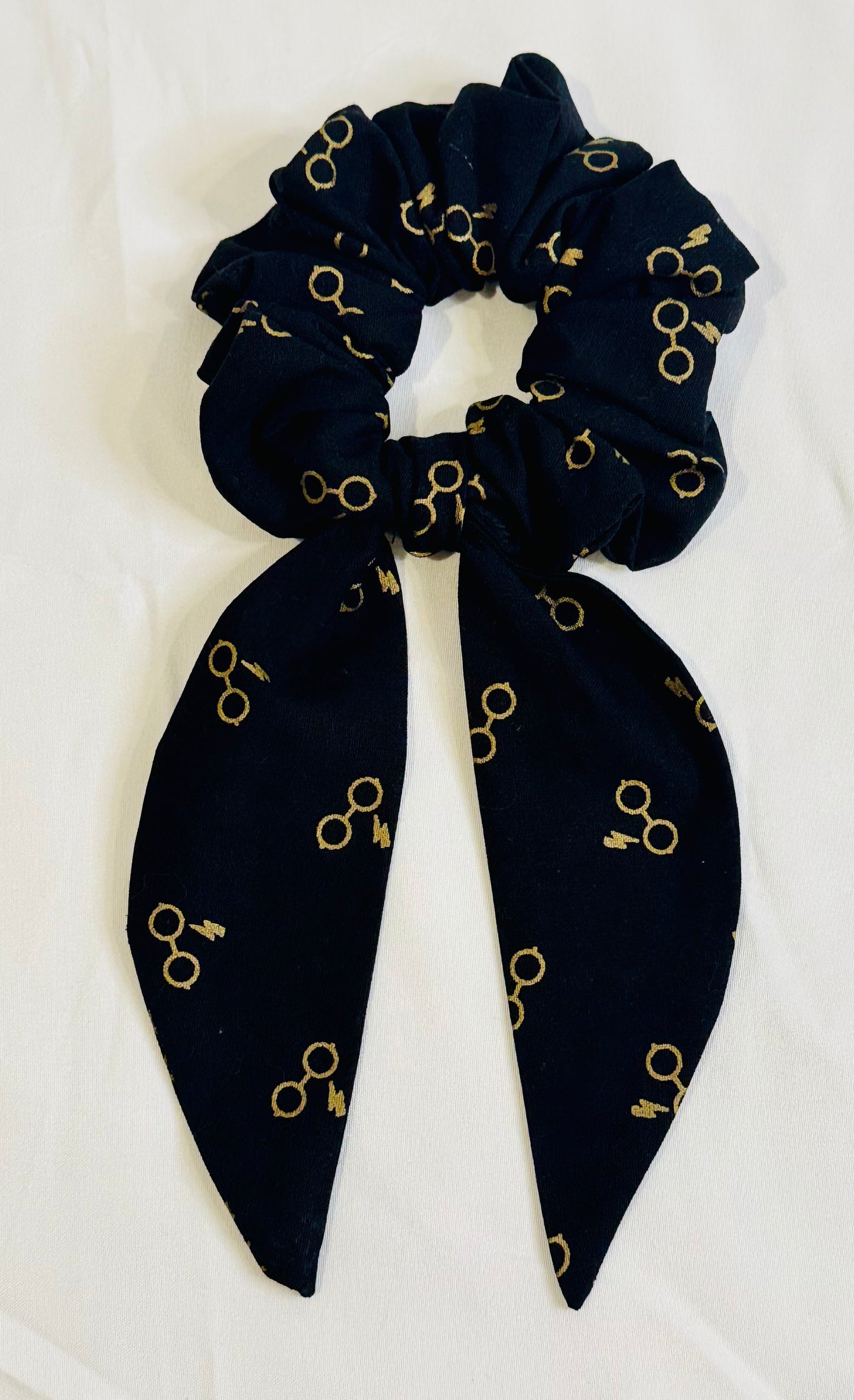 scrunchies bows