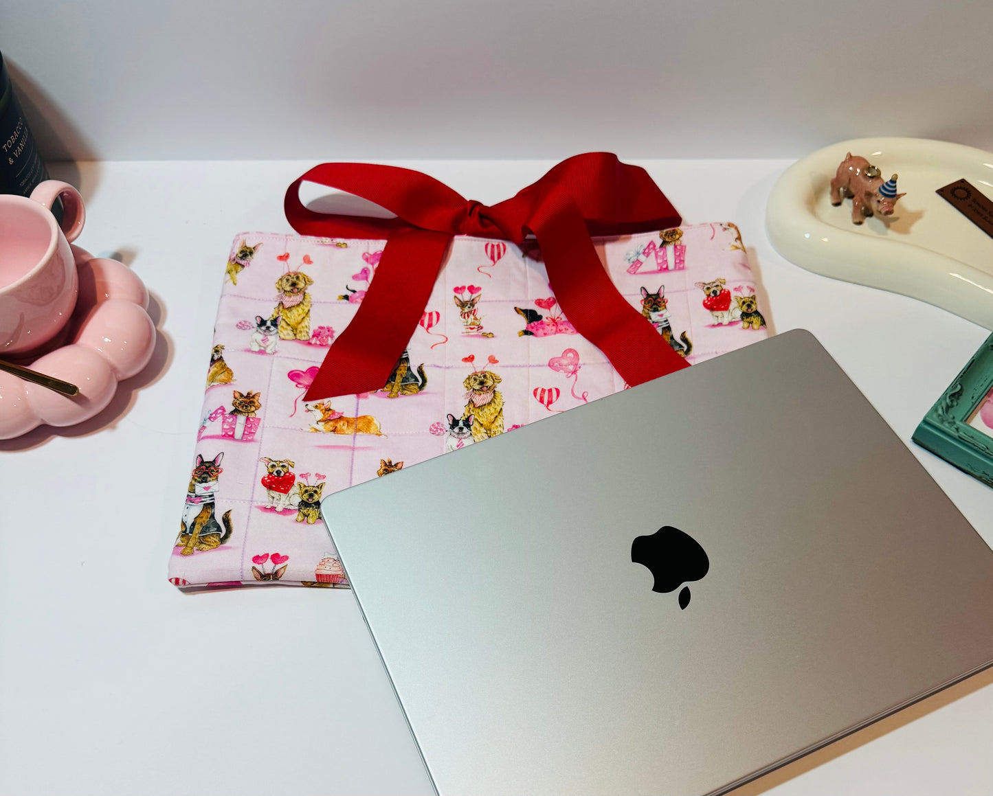 Laptop Sleeve Dogs and Bows